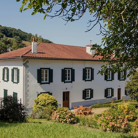Maison Gamboia, Chambres D'Hotes Au Calme Avec Jardin Hasparren Kültér fotó
